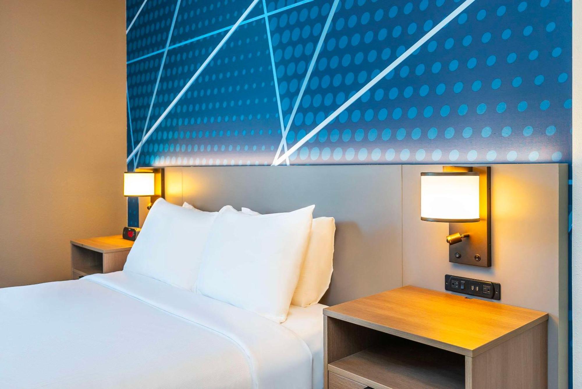 Comfort Hotel 4*